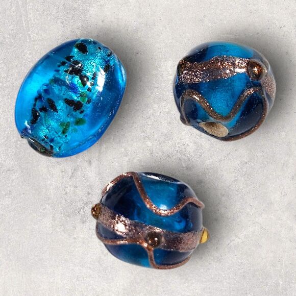 Ocean Theme Bead Lot Seahorse Fish Lampwork Glass & Ceramic Blue Craft Mix - Picture 6 of 7